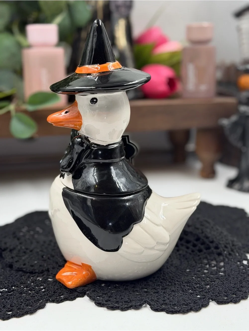 new 10 strawberry street witch duck ceramic cookie jar halloween 10” viral